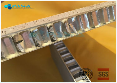 Chine Tuile de mosaïque de nid d'abeilles de pierre de marbre de coupe de jet d'eau pour le module augmenté de plancher fournisseur