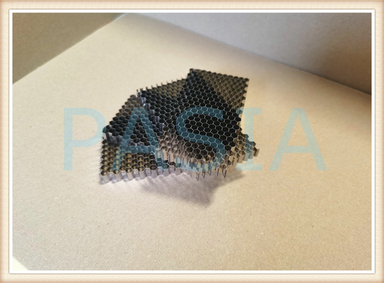 Chine Acier de 316 EMI Honeycomb Ventilation Panels Stainless fournisseur