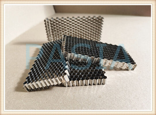 0.1 mm Plate Thickness 0.8 mm Cell Side Length Vacuum Brazed Honeycomb Steam Turbine Tip Sealing fournisseur