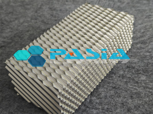 High Specific Energy Absorption Flame Retardant Aluminum Honeycomb Core For Under Water Marine Use fournisseur