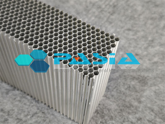 Pre-crushed Bi-directional Aluminum Honeycomb Impact Attenuator With Constant Force Plateau For 9 Meter Drop Test Accident Scenarios fournisseur