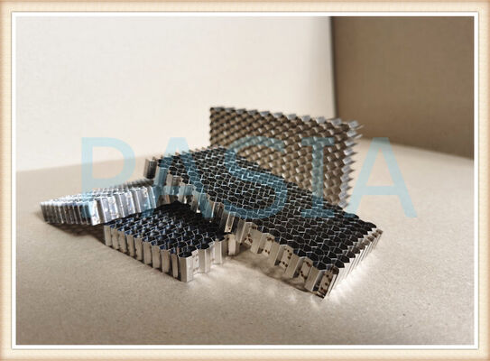 Lightweight High Strength Stainless Steel Honeycomb Core With Corrosion Resistance And Fireproof Performance For Aerospace Sandwich Panels And Aircraft Flooring fournisseur
