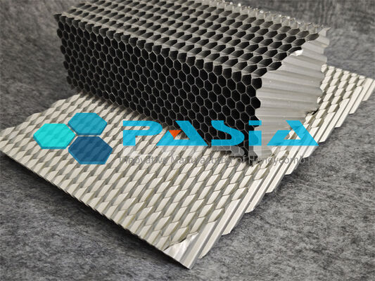 ISO 9001 Certified Aluminum Honeycomb Energy Absorber with Custom Pre Cut Dimensions and Expanded Cell Size for 4 Pin Support Fitment in Crash Dummies fournisseur