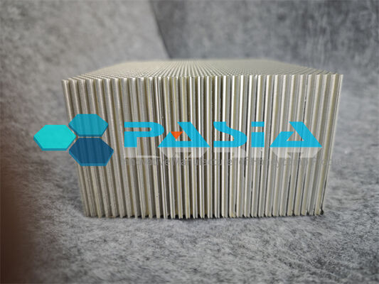 Auxetic Re-entrant Columnar Honeycomb Energy Absorber with Compression Torsion Coupling Mode and 3.2 Times SEA Increase under High Speed Impact fournisseur