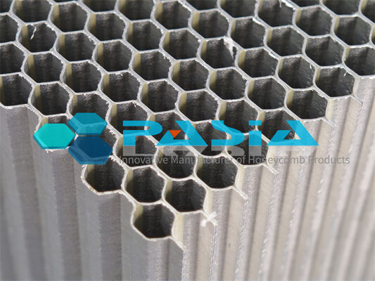Hexavalent chrome conversion enduit en aluminium noyau de nid d'abeille haute résistance à la liaison pour aéronefs fournisseur
