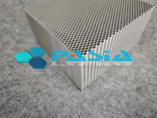 Aluminum Honeycomb Energy Absorber with Graded Cell Thickness for Automotive Crash Box Achieving High Specific Energy Absorption and Lightweight Body-in-white Integration fournisseur
